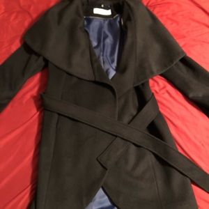 T Tahari Jackets & Coats - ⚡️Price Drop! NWOT T Tahari Wool Coat T Tahari Jackets & Coats - ⚡️Price Drop! NWOT T Tahari Wool Coat